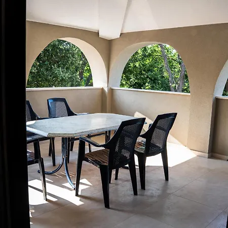 Sara Apartament Premantura